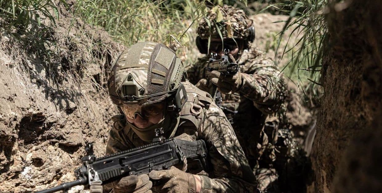 Украинские защитники. Фото: Бригада "Магура"