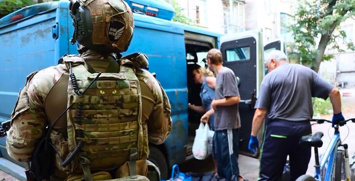 Стало відомо, куди можуть безкоштовно вивезти адресно по Україні сім'ї з Донеччини в рамках обов'язкової евакуації родин з дітьми