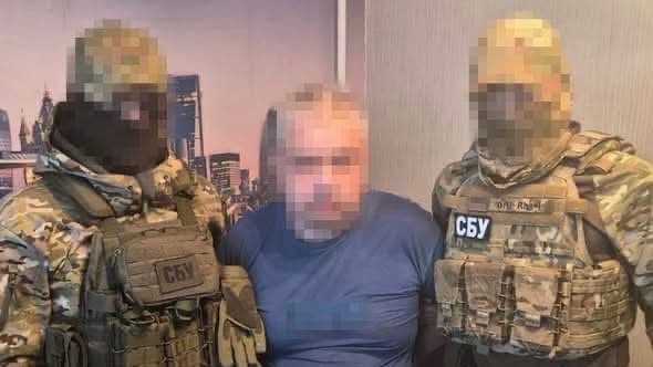 СБУ затримала "блогера", який міг коригувати авіаудари рф на Краматорському напрямку