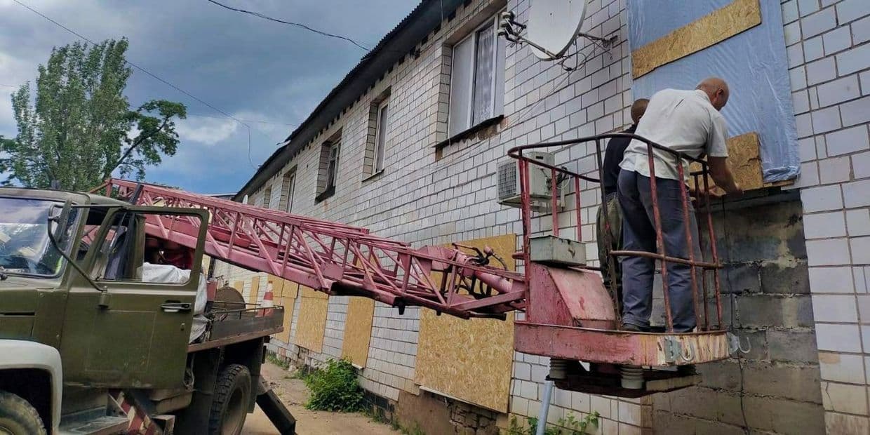 Працюють комунальники. Фото: Дружківська міська військова адміністрація