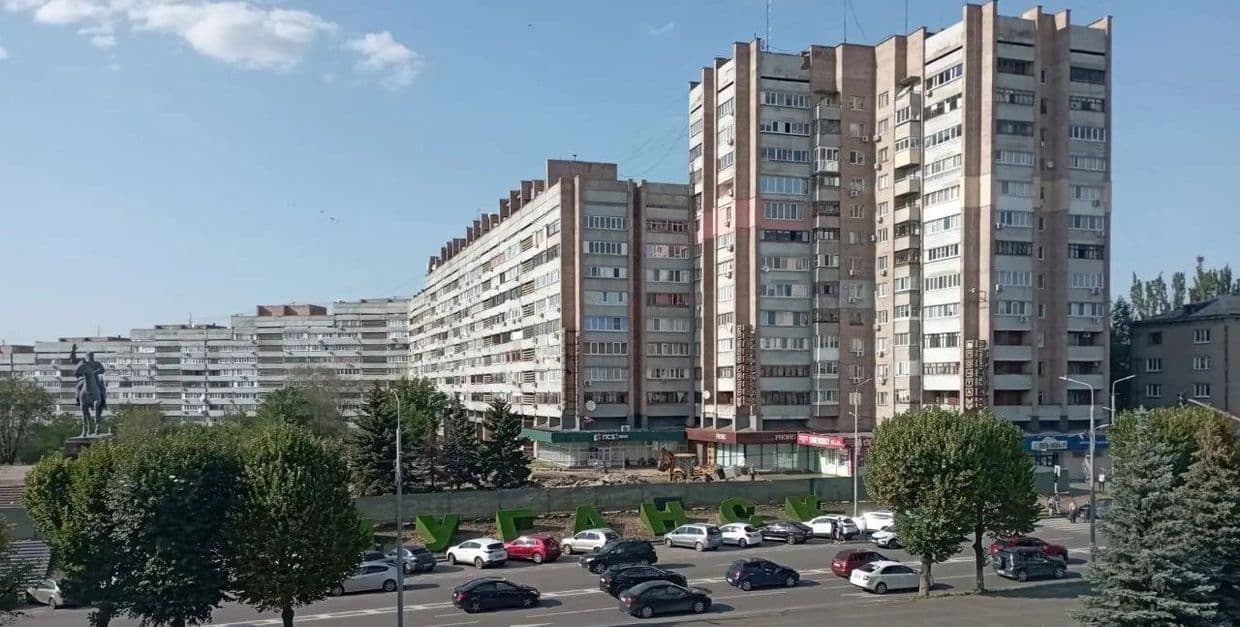 В окупованому Луганську. Фото з відкритих джерел