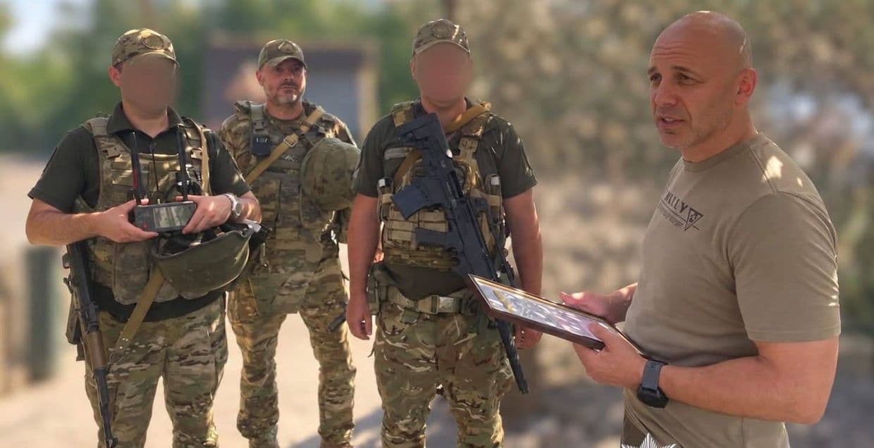 Луганські поліціянти отримали відзнаки з рук очільника поліції області