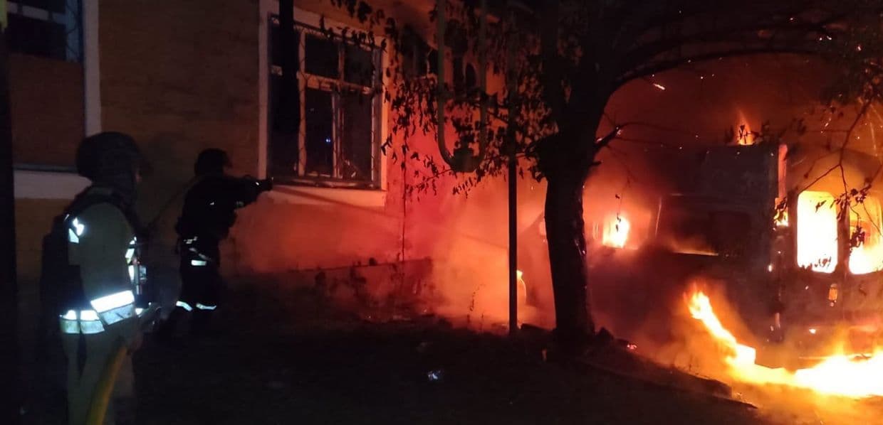 У Краматорському районі ліквідували 13 пожеж, 7 з яких були спричинені обстрілами (фото, відео)