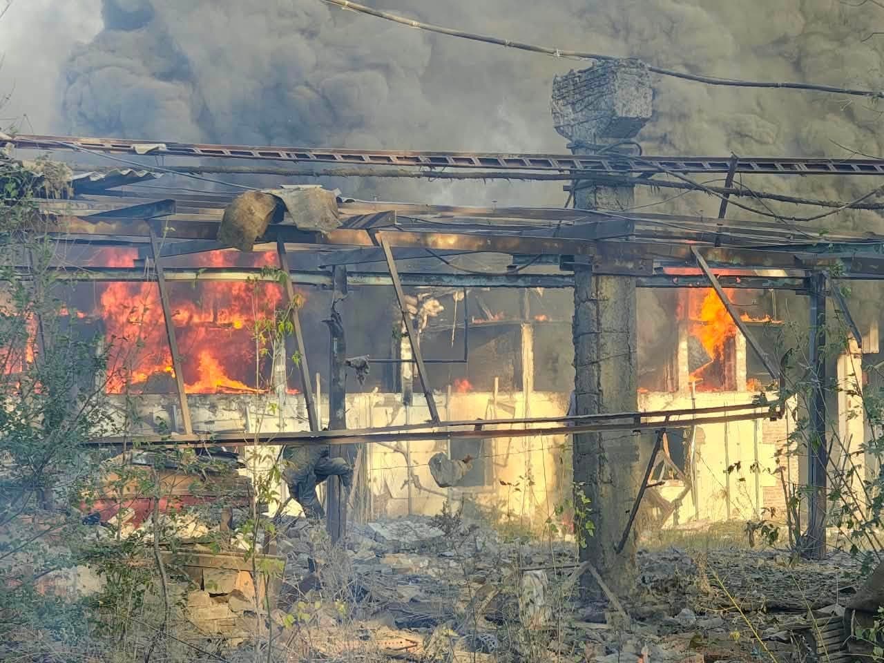 Наслідки російського удару по Слов'янській громаді. Фото: Facebook/Вадим Лях