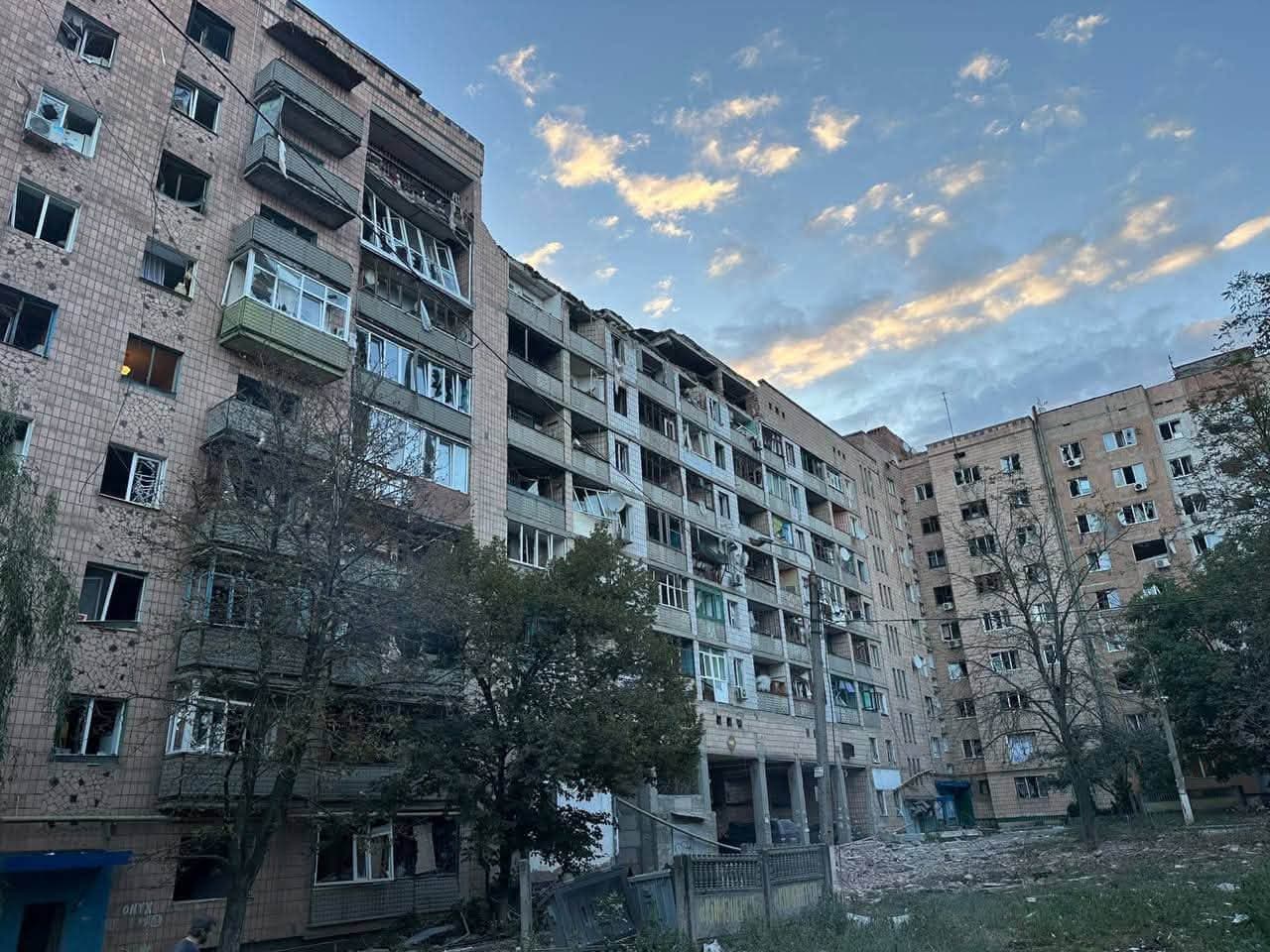 <em>Наслідки ворожого удару у Краматорську 7 вересня. Фото: МВА</em>