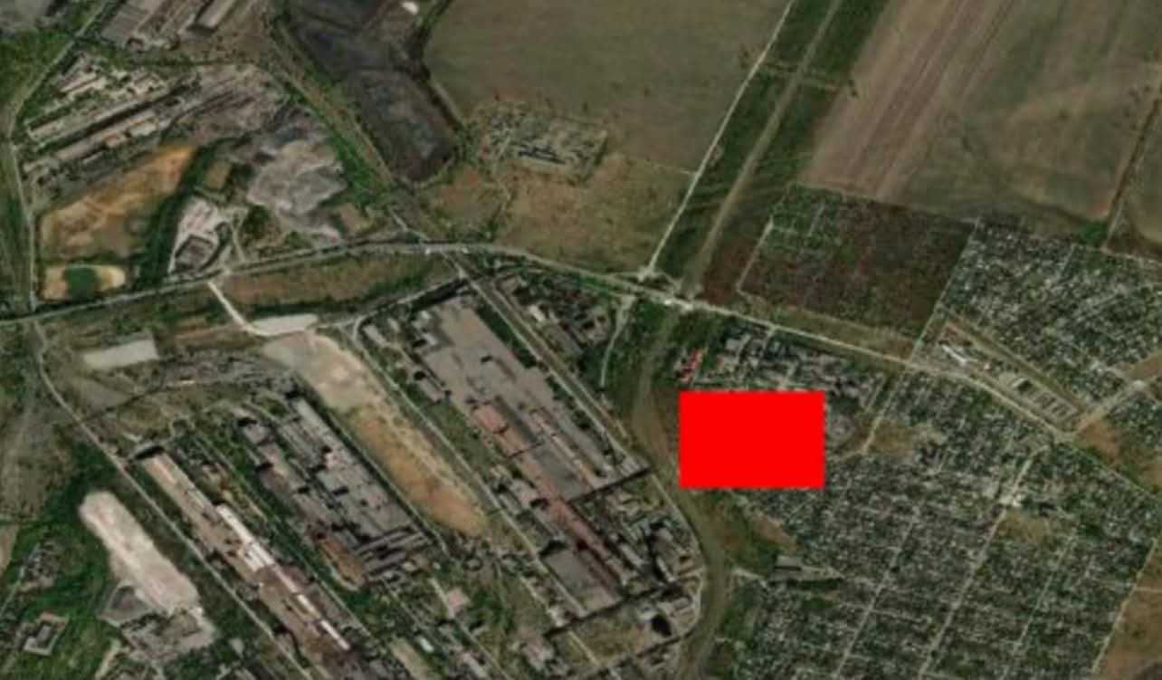 У Маріуполі ворожа ППО пошкодила будинки