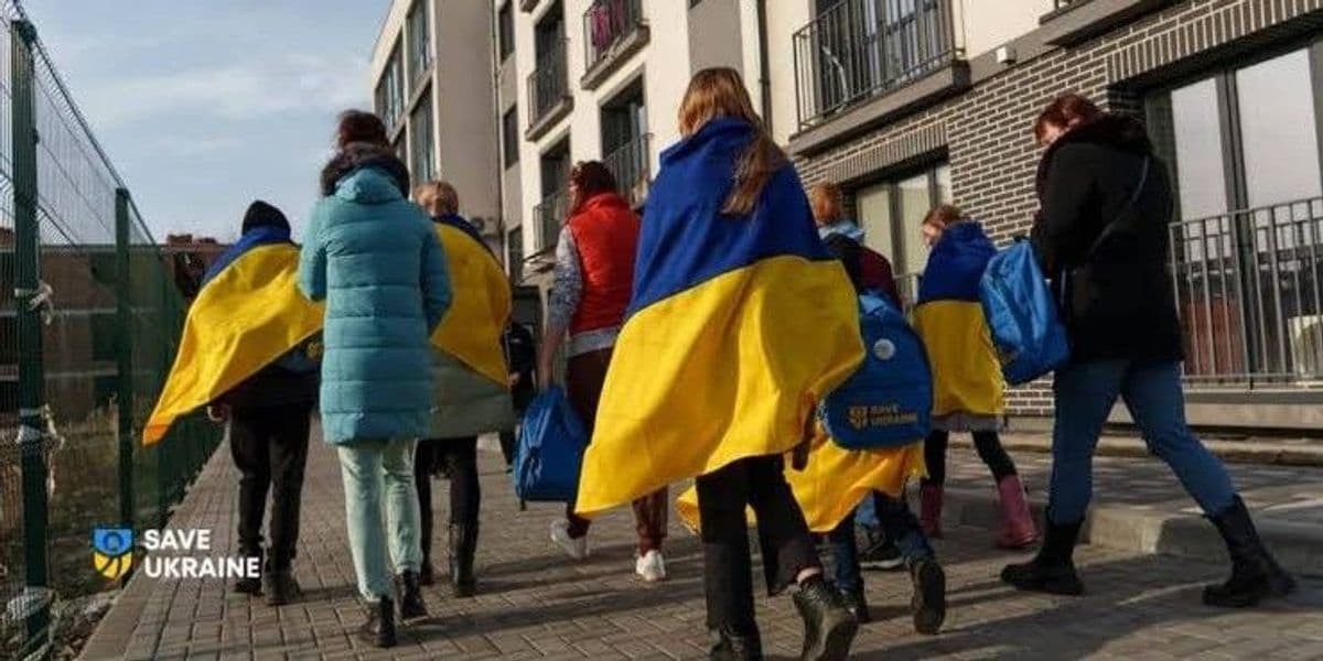 <em>Яку допомогу можуть отримати евакуйовані українці з тимчасово окупованих територій. Фото: Save Ukraine</em>