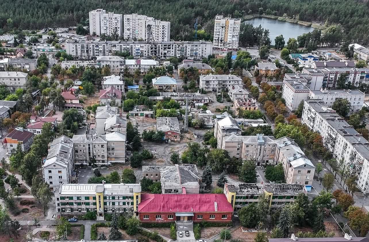 Цивільні люди, які не евакуювалися продовжують виживати в Лимані