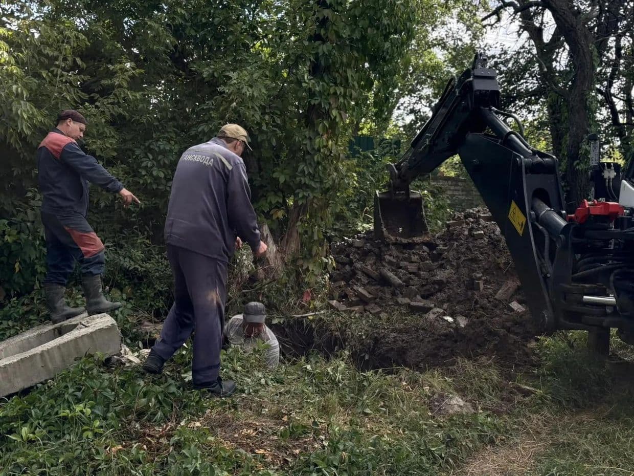 За останні 12 років комунальні мережі у захопленому росіянами Луганську практично не підлягали капітальному ремонту. Фото з відкритих джерел