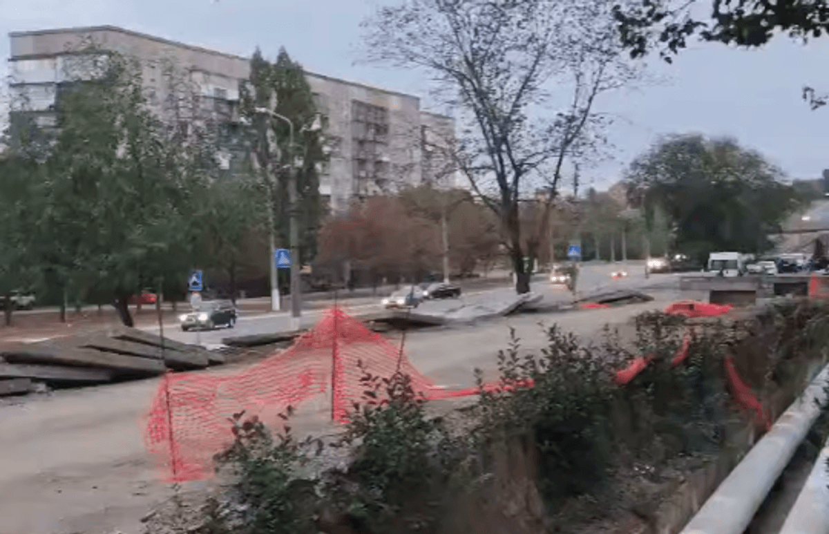 В окупованому Алчевську. Фото з відкритих джерел