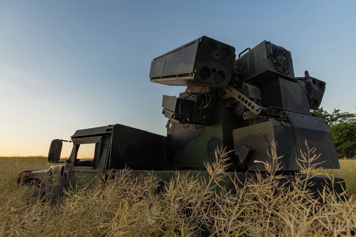 Американський ЗРК AN/TWQ-1 «Avenger» на базі HMMWV. Фото: Повітряне командування "Схід"