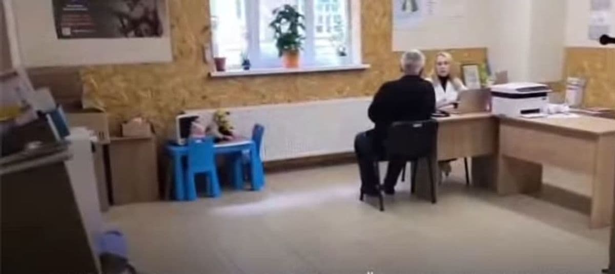<em>Рубижанский центр первичной медико-санитарной помощи в Днепре. Скриншот из видео ГВА.</em>