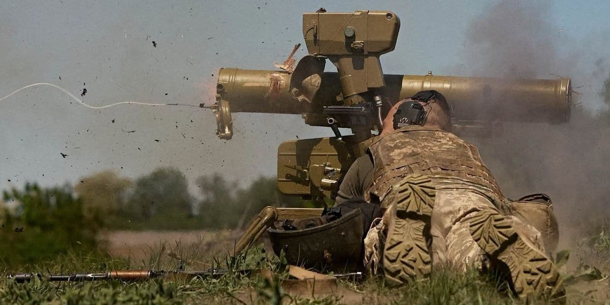 Стріляє український захисник. Фото: 72 ОМБр