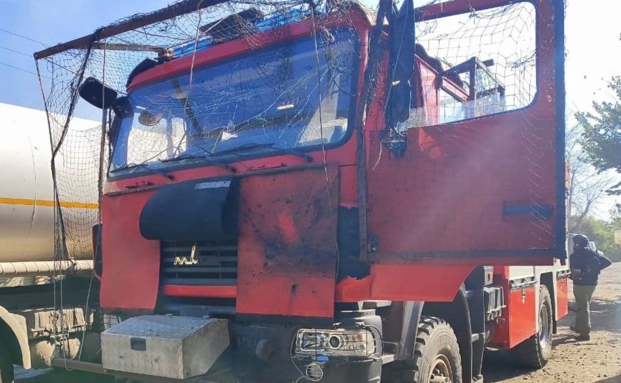 Унаслідок повторного удару вчора у Слов'янську був пошкоджений пожежний автомобіль