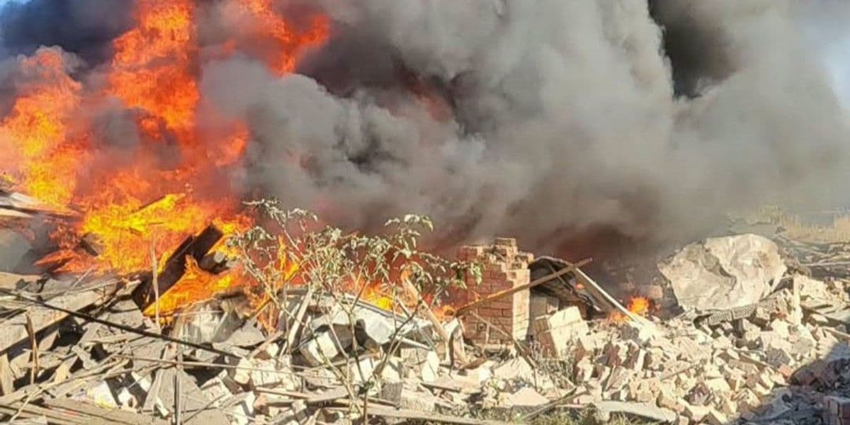 У поліції показали перші хвилини після вчорашніх ударів по Слов'янську (відео)