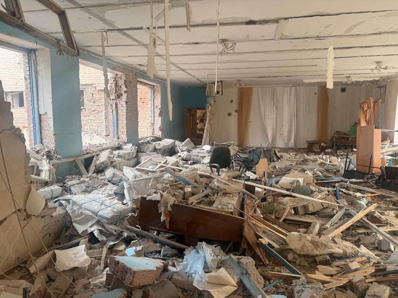 Рашисти вдарили по Пункту незламності у Слов'янську: є поранені (фото)