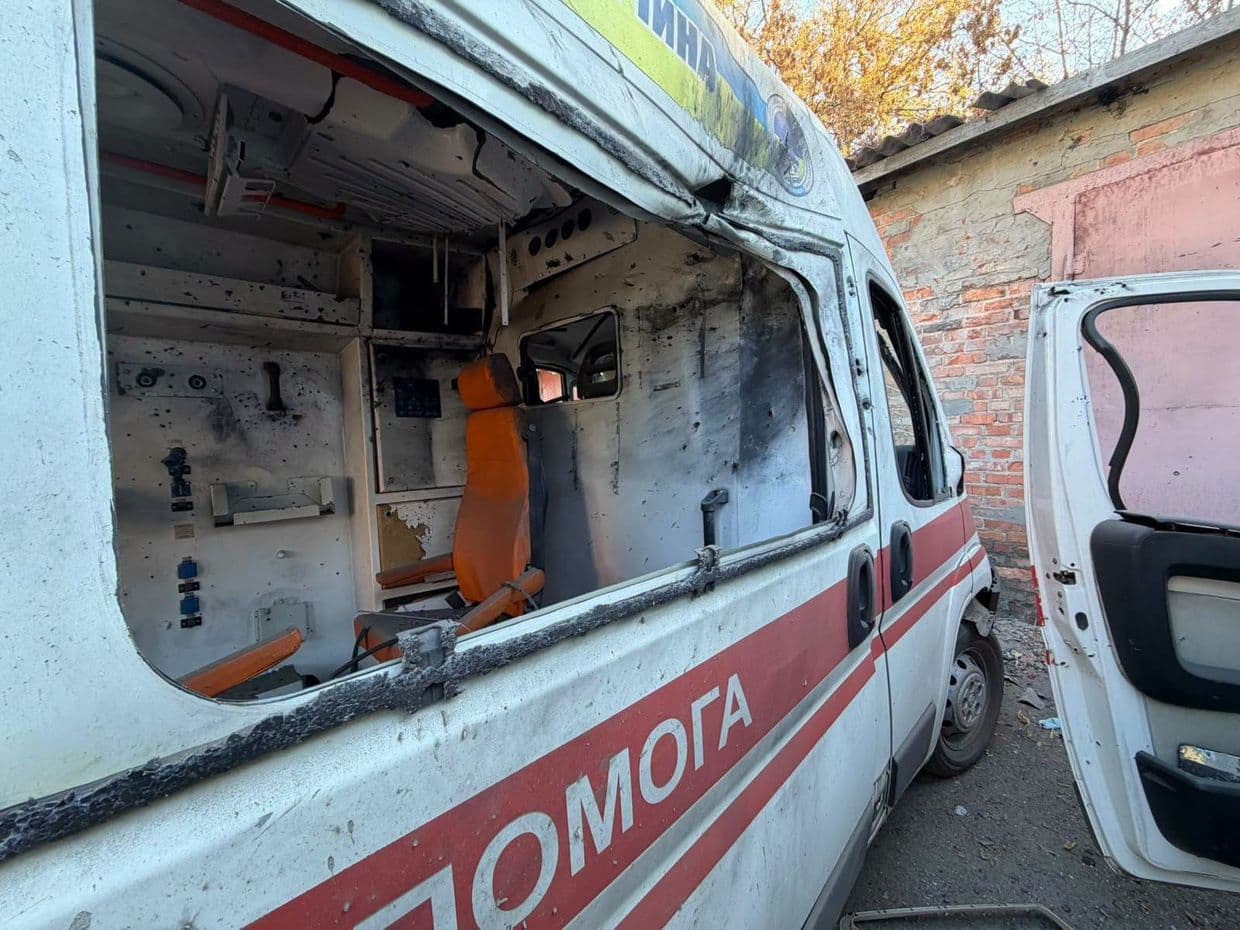 Ворог обстрілює автобуси і машини "швидкої" допомоги: як в Краматорську і Слов'янську дістатися до лікарні та отримати допомогу в умовах постійних обстрілів