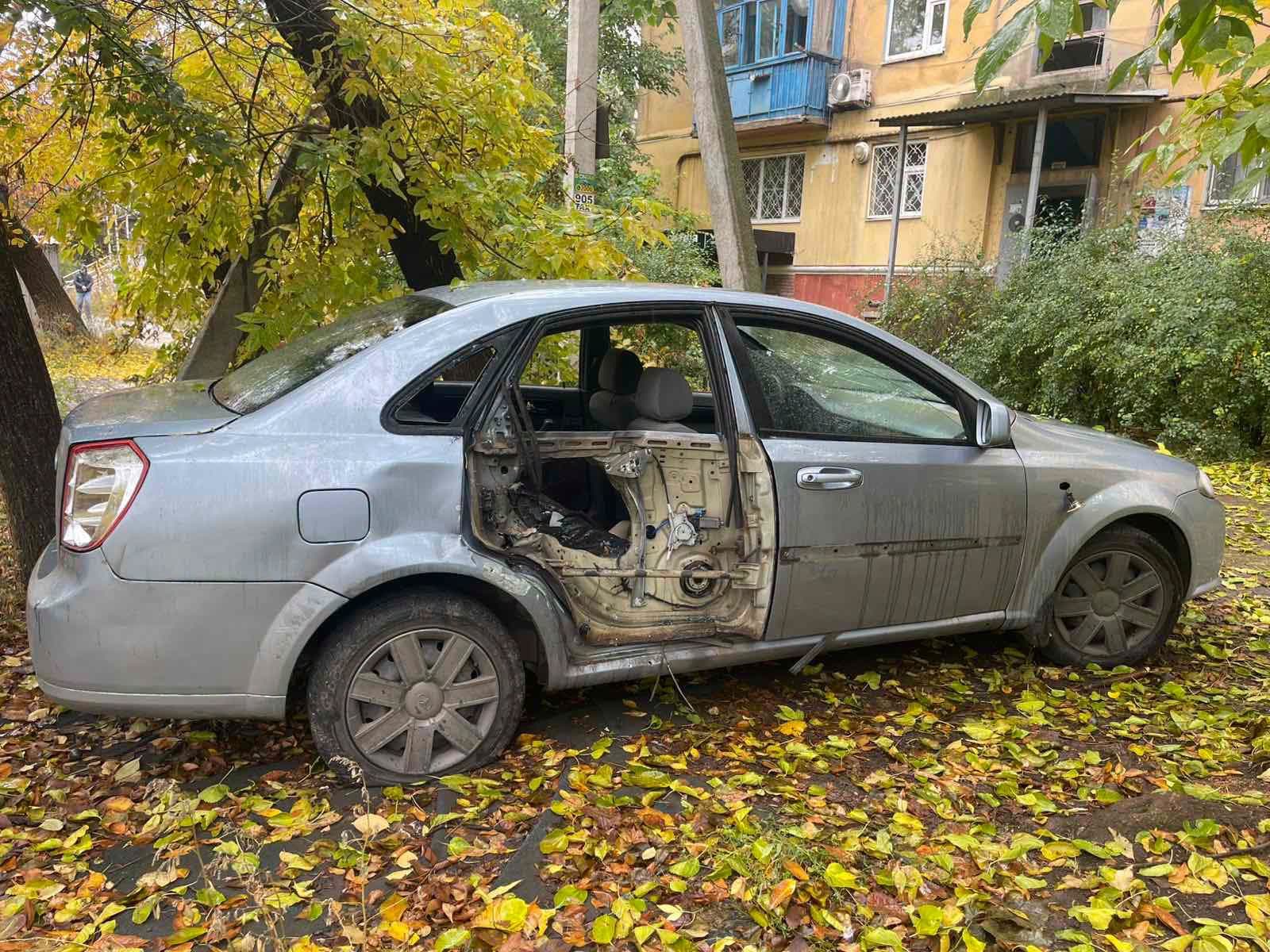 В Краматорске рашисты били дронами по гражданскому и коммунальному транспорту: есть погибшие и раненые (фото)