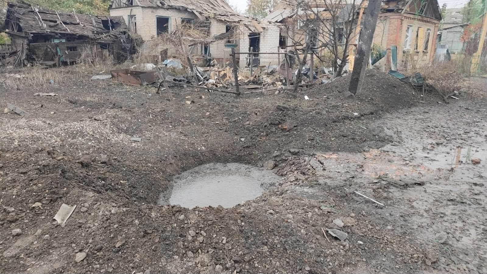 2 загиблих і 3 поранених: рашисти скинули ще 4 бомби на Слов'янськ (фото, відео)