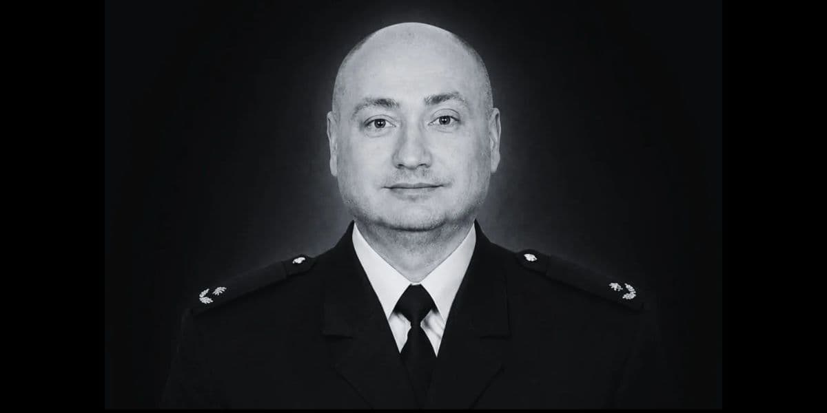 З-під завалів у Слов'янську дістали тіло начальника служби у ДСНС Донеччини Анатолія Гопки