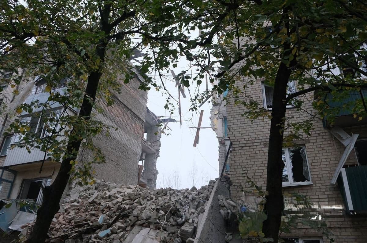 У Слов'янську під завалами шукають ще 5 людей: у поліції показали відео з місця (фото, відео)