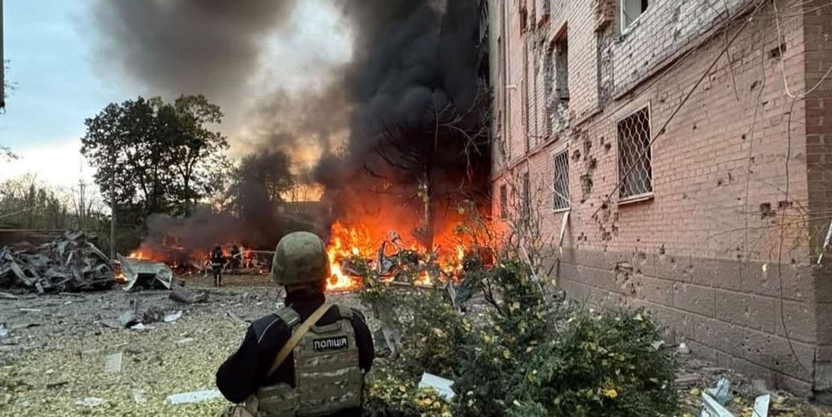 Удари по Слов'янську: травмовано 2 братів 7 і 13 років, а їхня 18-річна сестра перебуває в реанімації