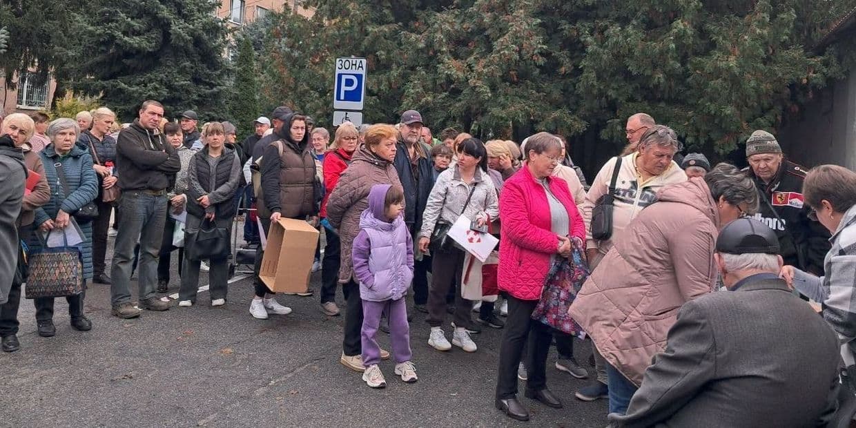 Понад 200 переселенців з Луганщини отримали гуманітарну допомогу на Черкащині (Фото)