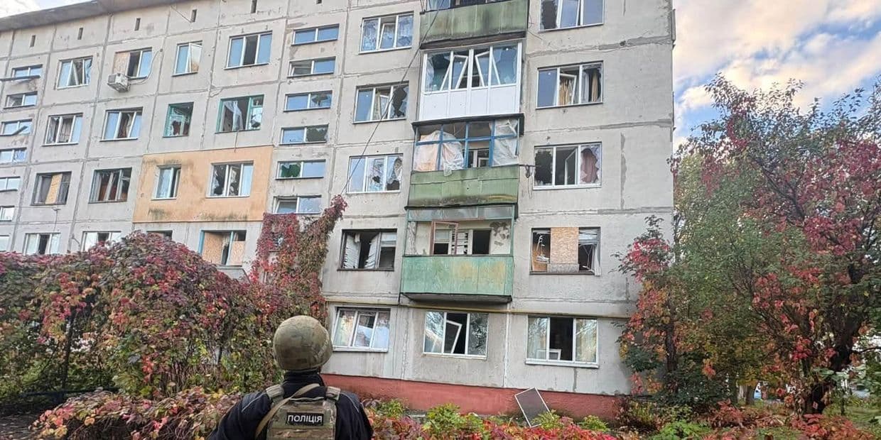 Из-за вражеских ударов по Славянской громаде погиб мужчина, еще 3 гражданских получили ранения (фото)