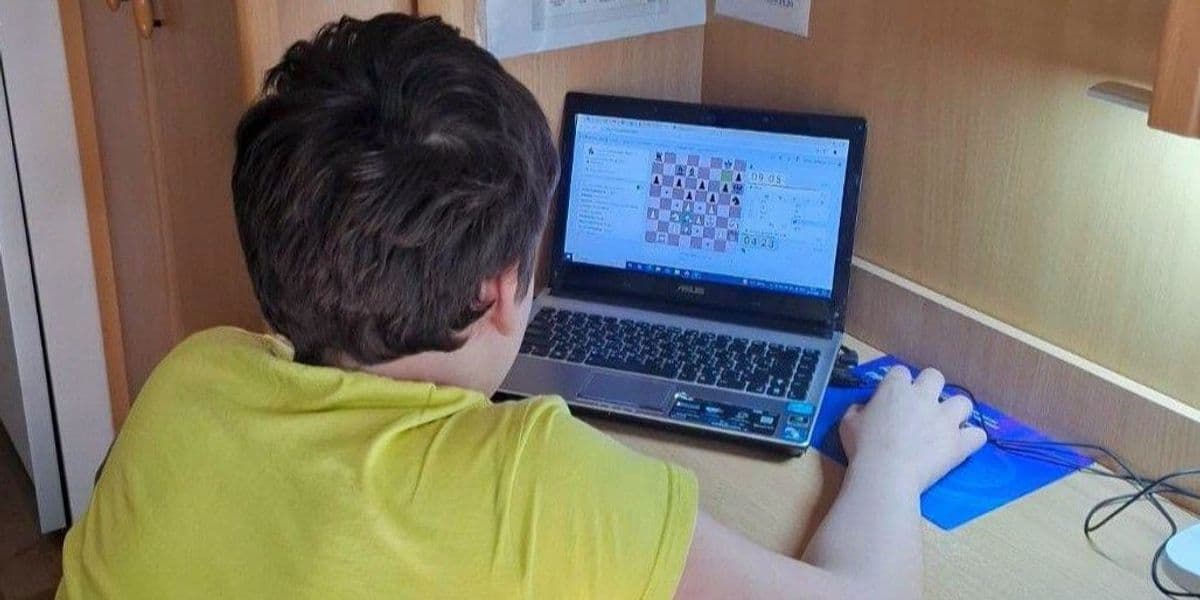 Юні спортсмени з Донеччини здобули 4 призові місця "Шахової осені 2026"