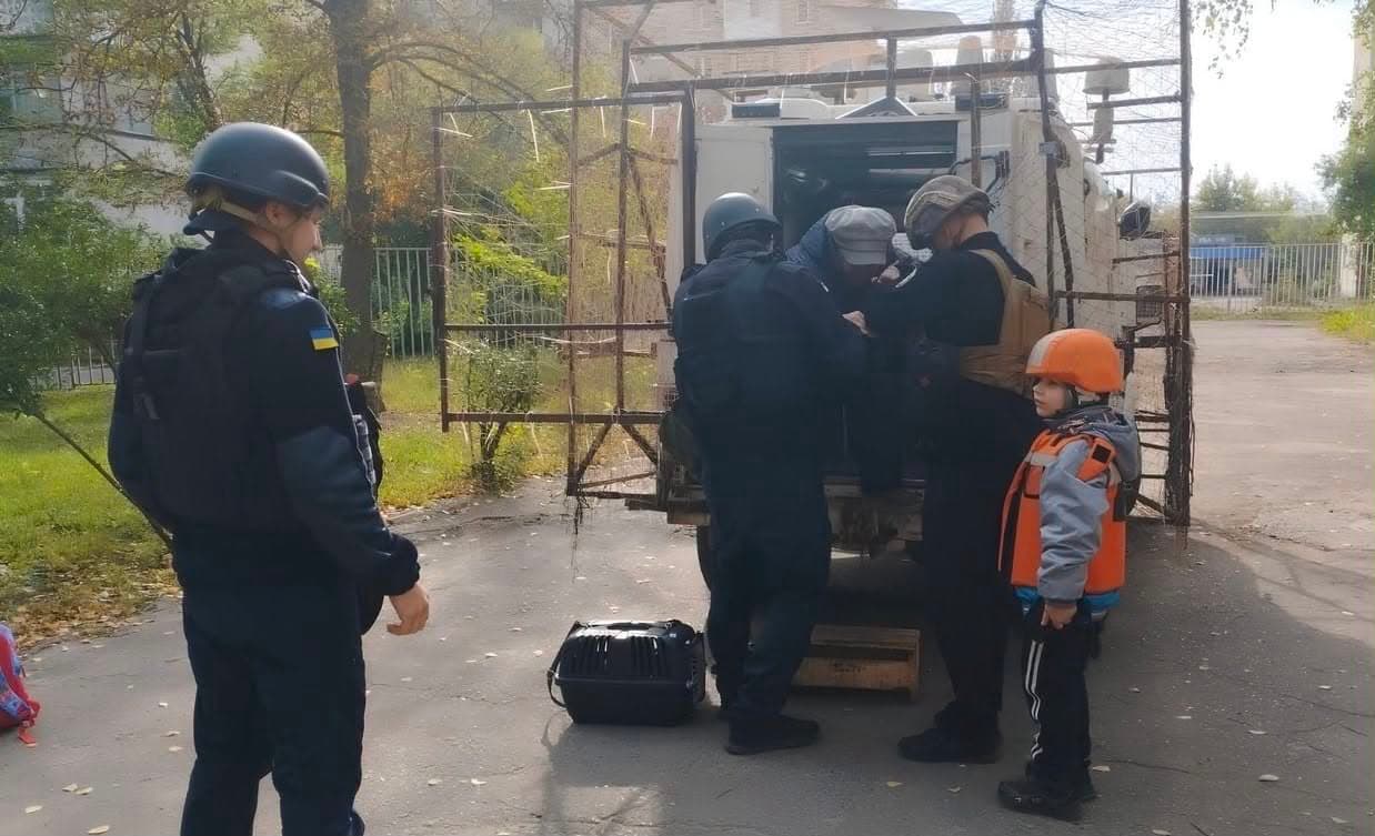 <em>Евакуація на Донеччині. Фото: ДСНС Донеччини</em>