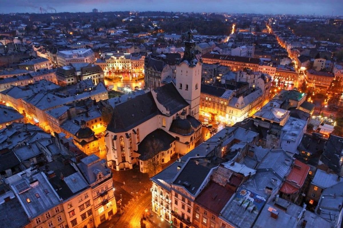 Вечірній Львів. Фото з відкритих дежерел