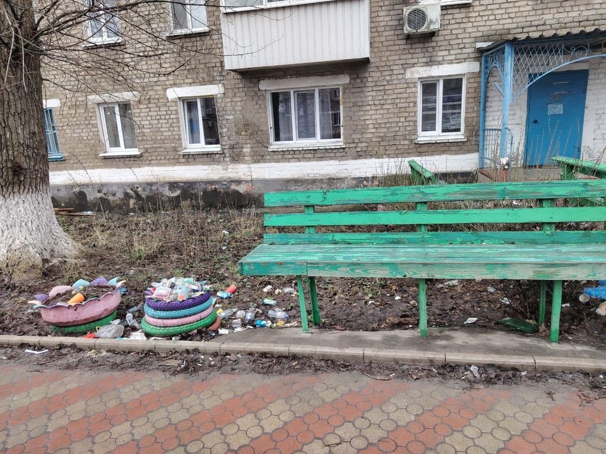 В окупованому Антрациті, березень 2026 року. Фото з відкритих джерел