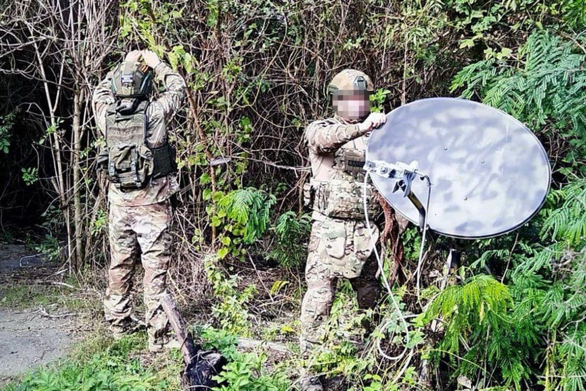Зв'язківці російської окупаційної армії. Фото з відкритих джерел