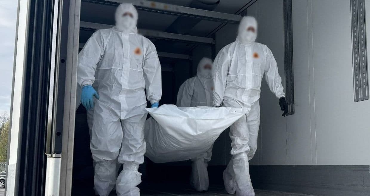 На щиті до України повернули тіла ще 252 загиблого захисника (фото)