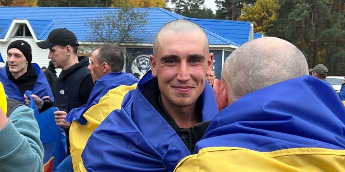 270 удома: відбувся черговий обмін військовополоненими (фото)