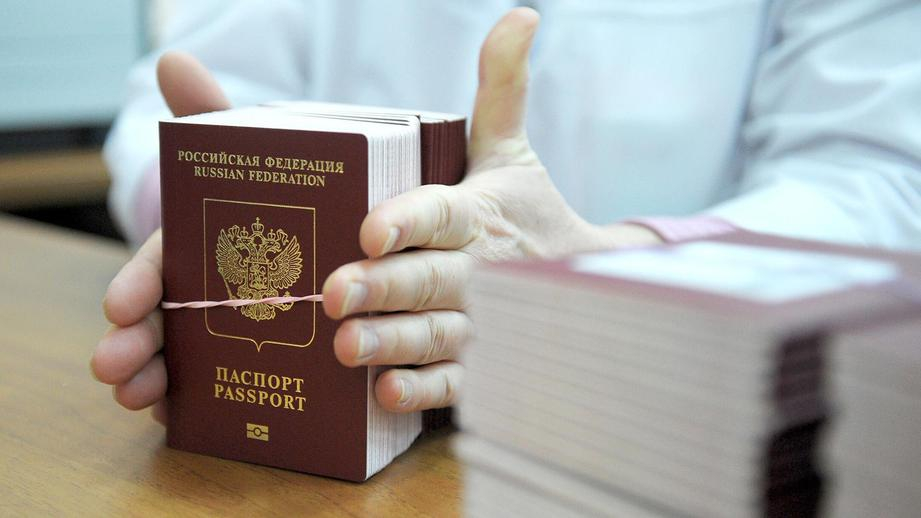 Россия рассказала о деталях выдачи своих паспортов жителям оккупированной части Донбасса