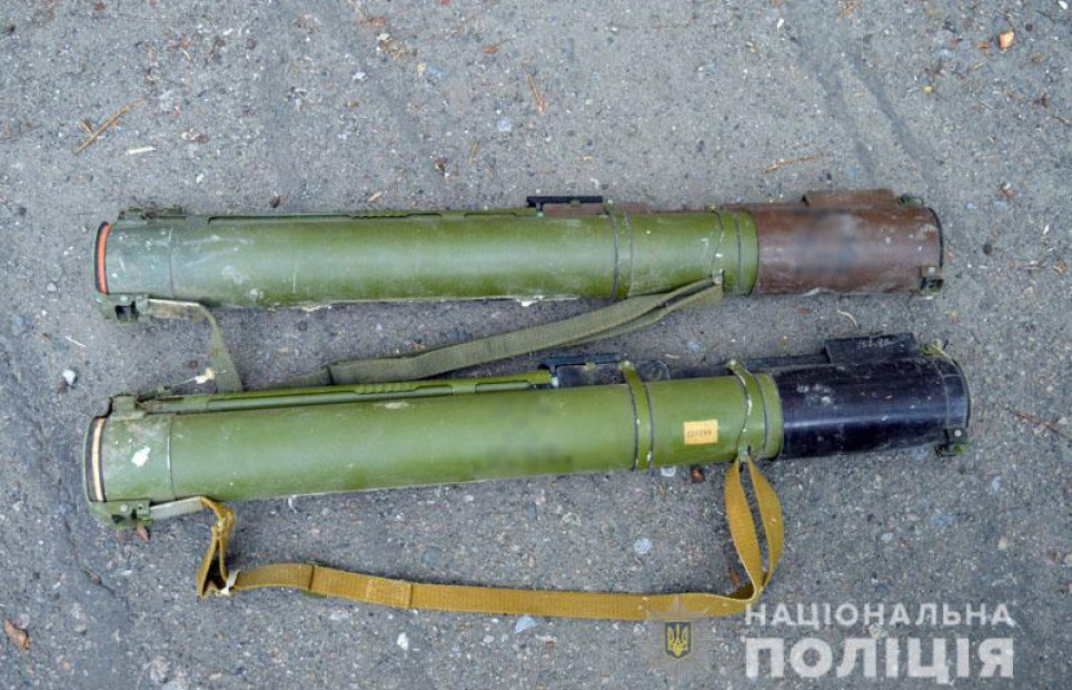 В мариупольской заброшке полиция нашла два гранатомета