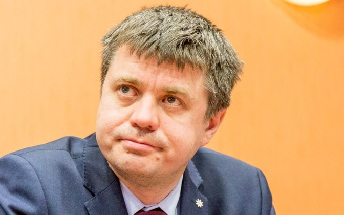 Эстония хочет поднять вопрос расширения санкций против России за выдачу паспортов в Донбассе