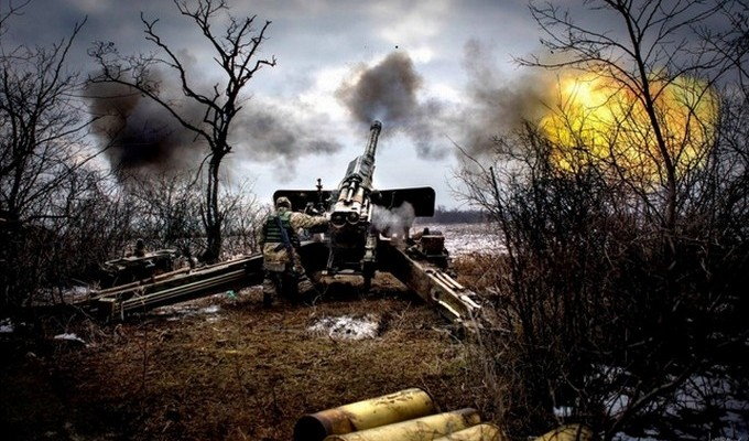 Штаб ООС: боевики обстреляли украинские позиции из запрещенной артиллерии