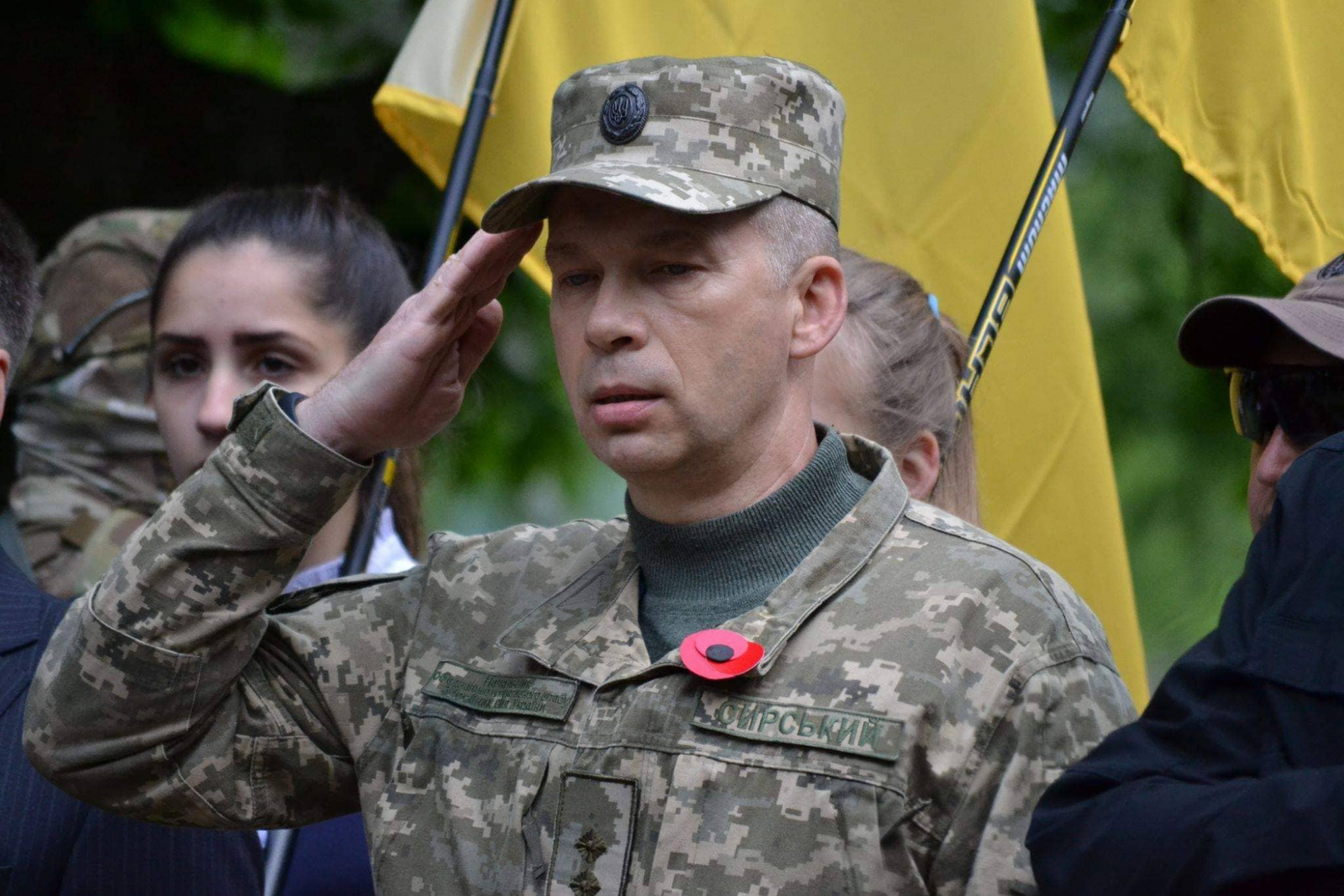 Новый командующий ООС посетил передовые позиции воинских частей Луганщины