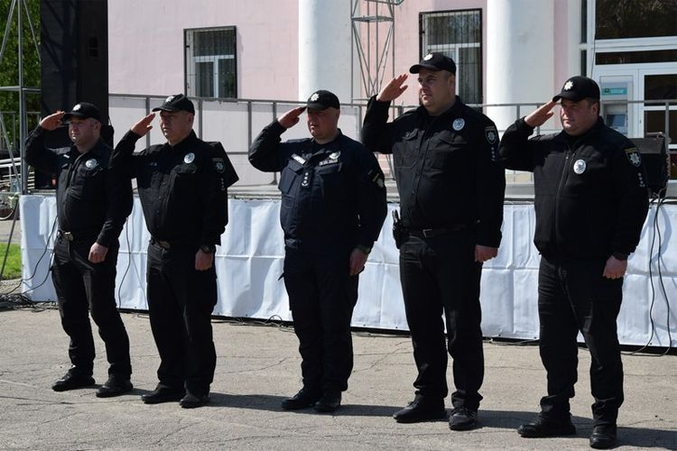 На Луганщине батальон патрульной полиции отметил свое пятилетие
