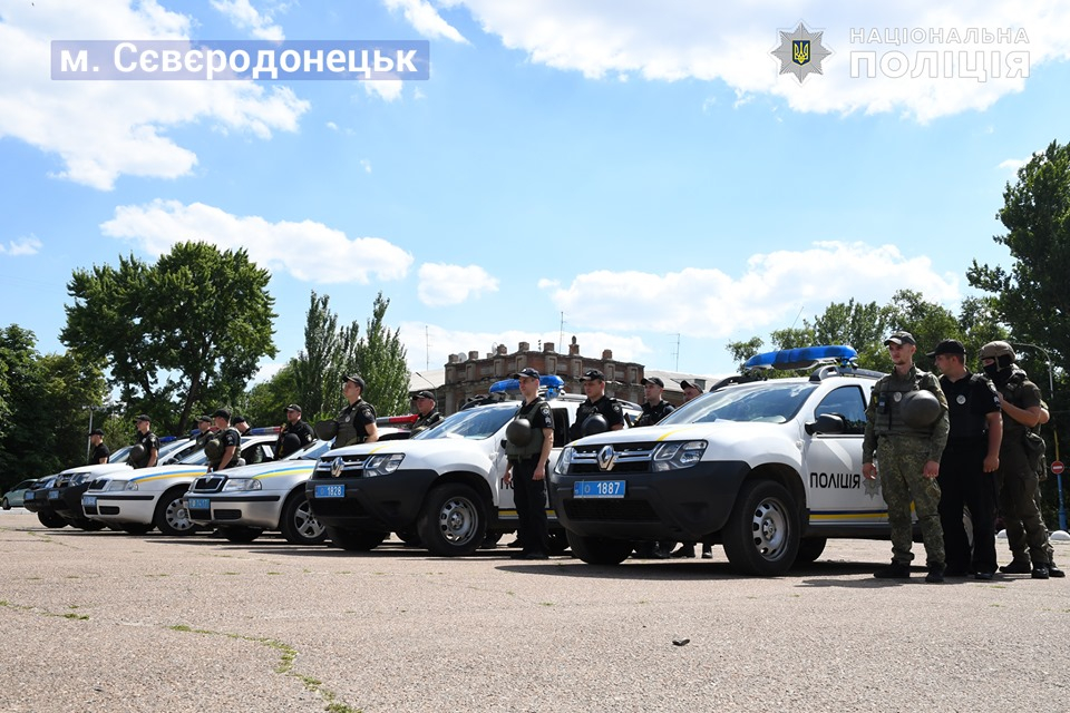 Правоохранители Луганщины заступили на усиленное патрулирование
