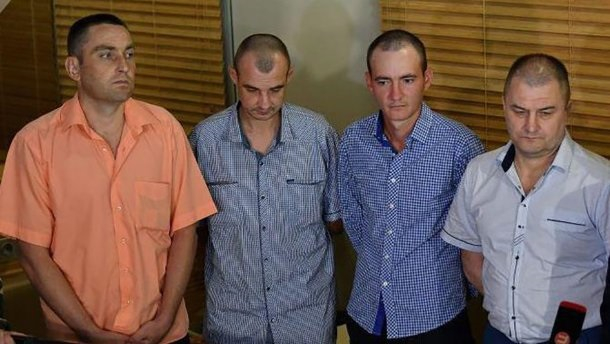 Четверо пленных освобождены. Кто они? (фото)