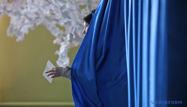 10 кандидатов в парламент от Востока и Юга Украины снялись с выборов