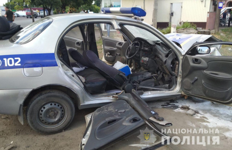 На Харьковщине автомобиль полиции попал в ДТП