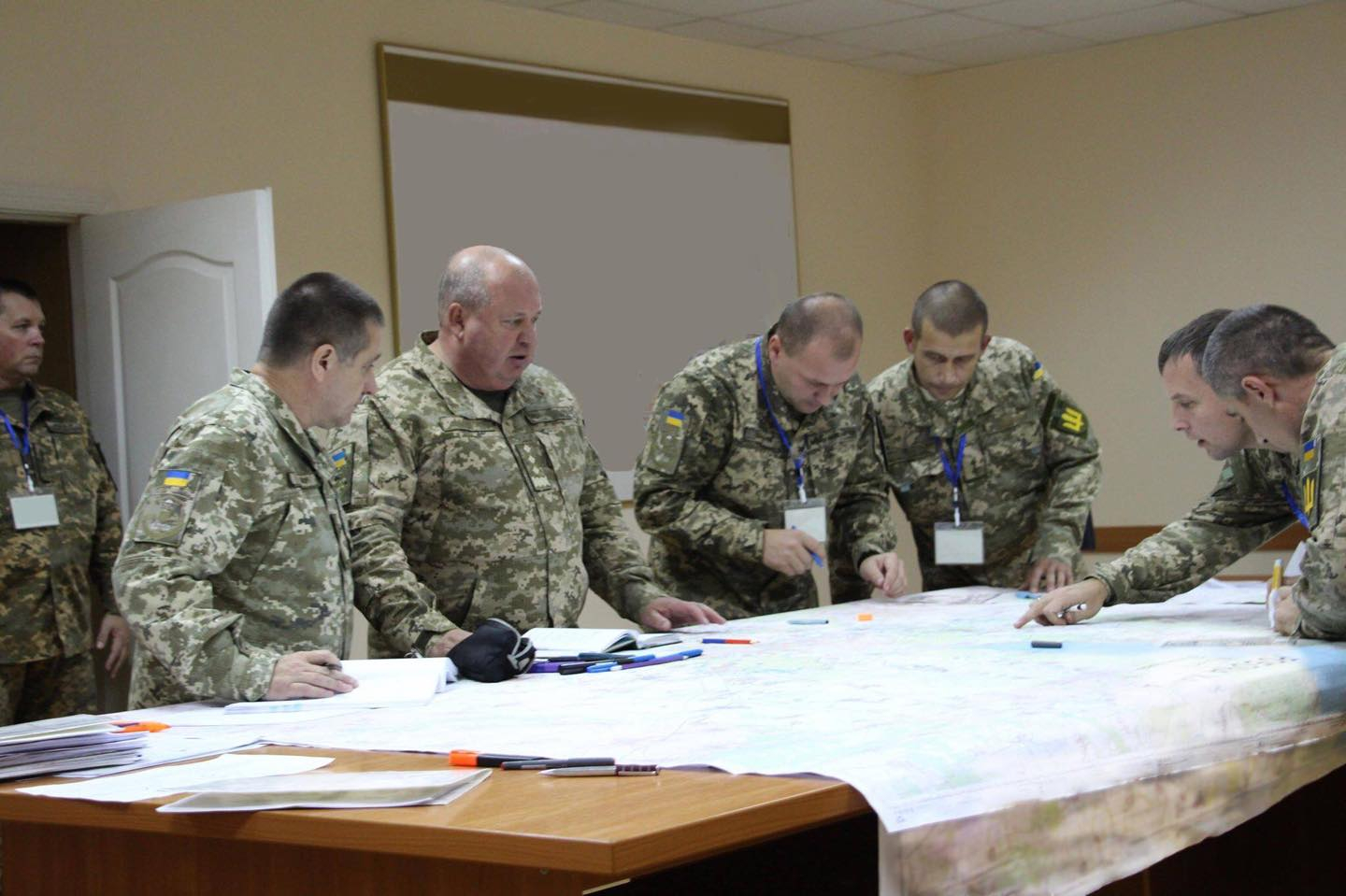 На Востоке Украины – масштабные командно-штабные учения (фото)