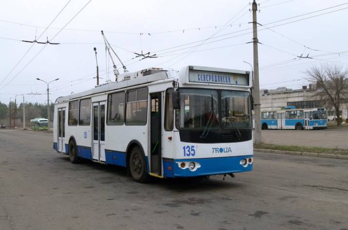 В Северодонецке школьники скоро начнут ездить бесплатно на троллейбусах