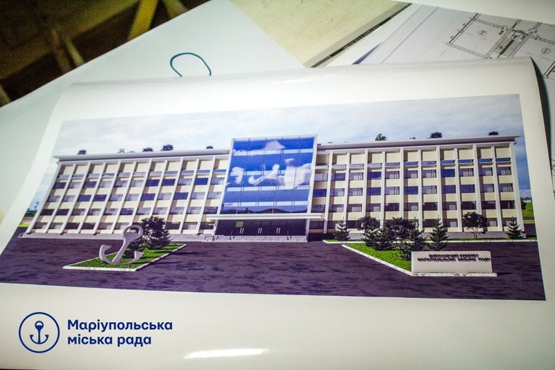 Стало известно, как будет выглядеть сгоревшее здание Мариупольского горсовета после реконструкции (фото)