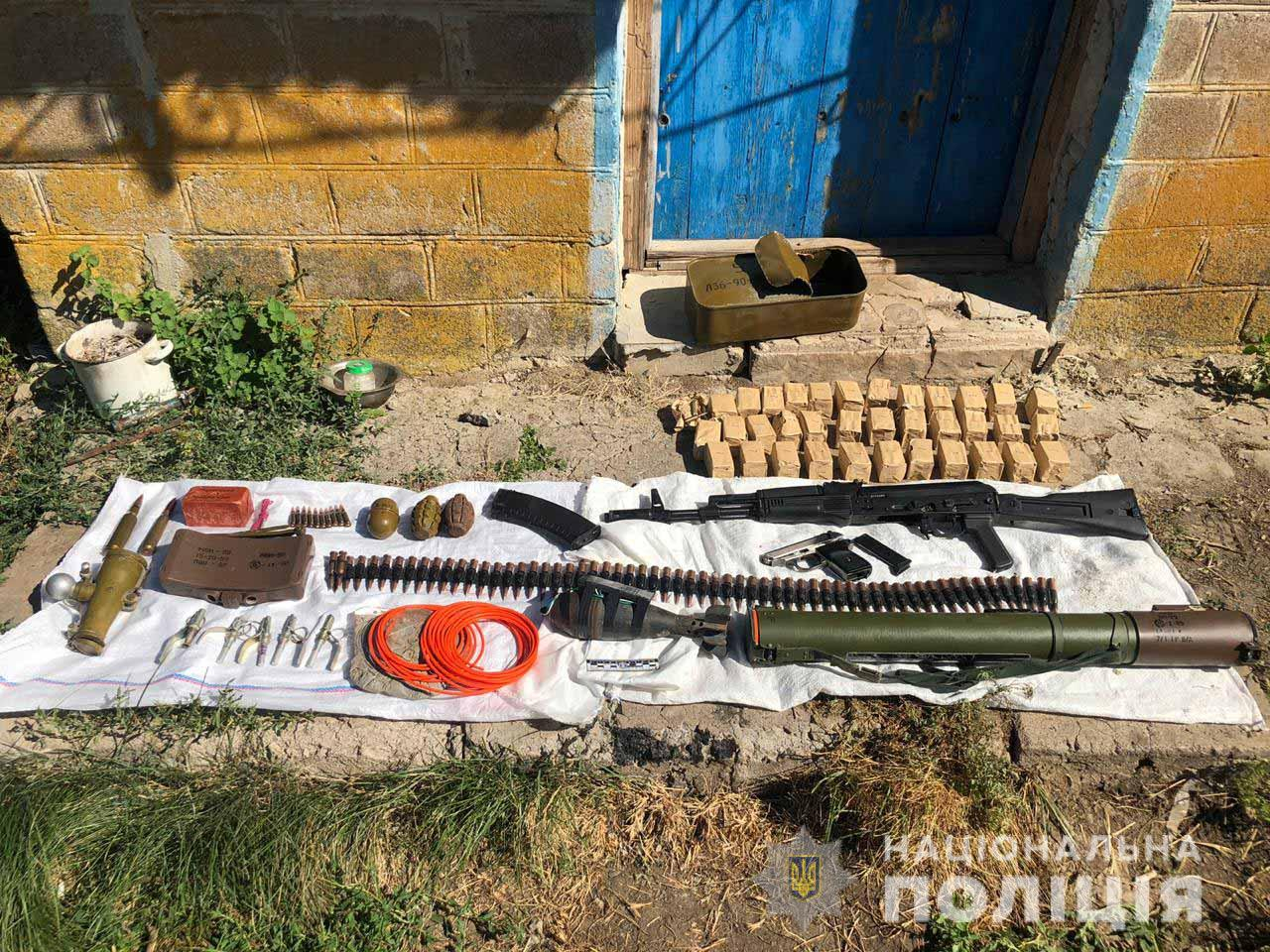 В доме участника боевых действий на Донбассе был найден арсенал оружия