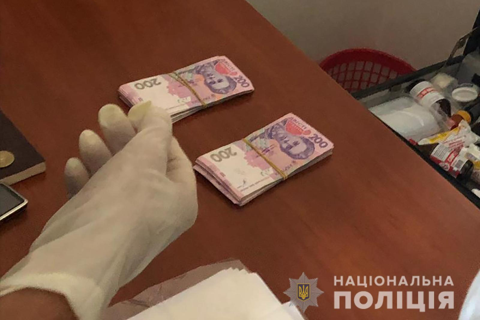 В Запорожской области депутата от от партии Медведчука поймали на взятке (фото)